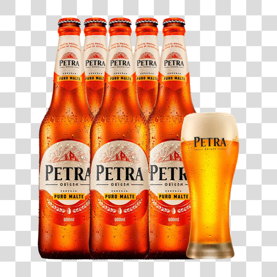 Garrafas de Cerveja Petra com Copo do Lado PNG Transparente Sem Fundo