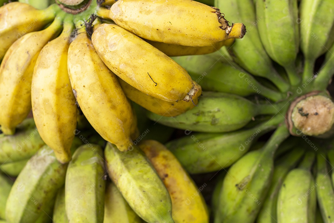 Textura de Fundo de Bananas Verdes e Amarelas
