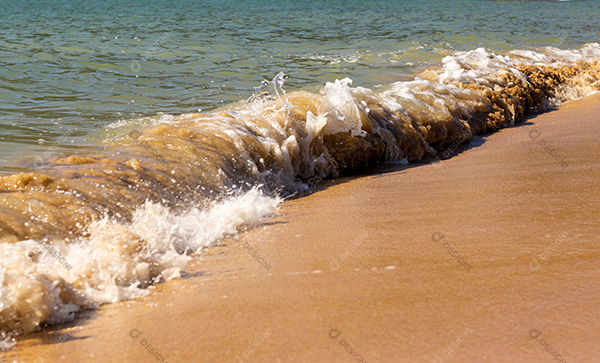 Ondas na Costa da Praia
