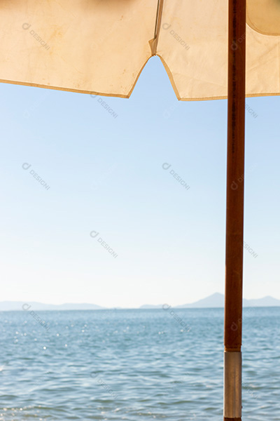 Guarda-Chuva na Praia