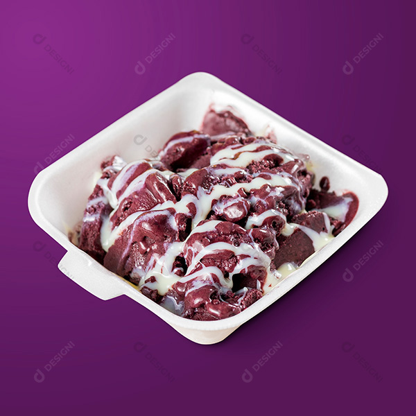 Pote de Açaí com Leite Condensado Fundo Roxo