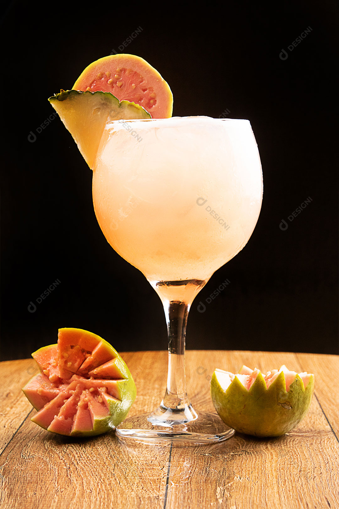 Drink Caipirinha Goiaba Imagem JPG