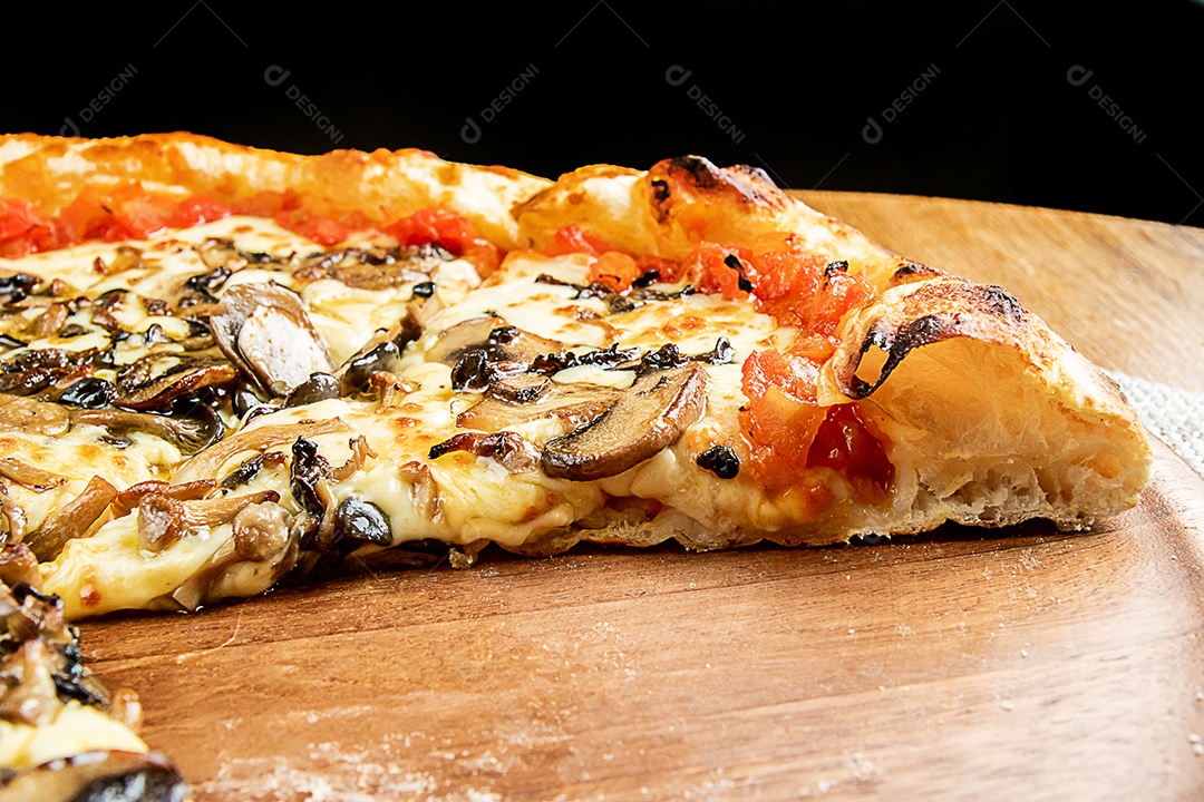 Pizza com Champignon