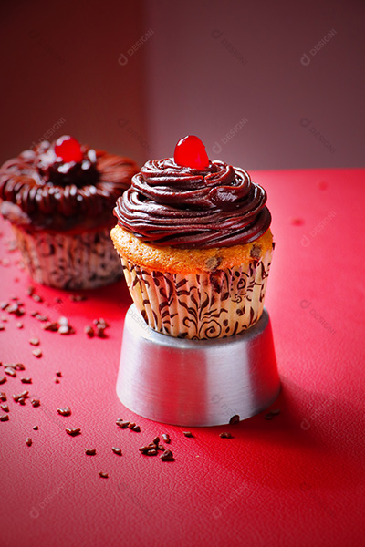 Cupcakes com Cobertura de Chocolate