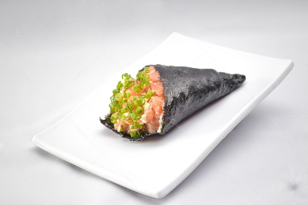 Temaki em Um Prato Branco