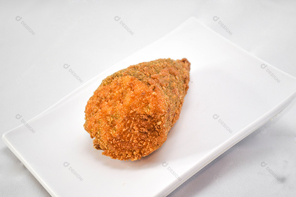 Temaki em Um Prato Branco