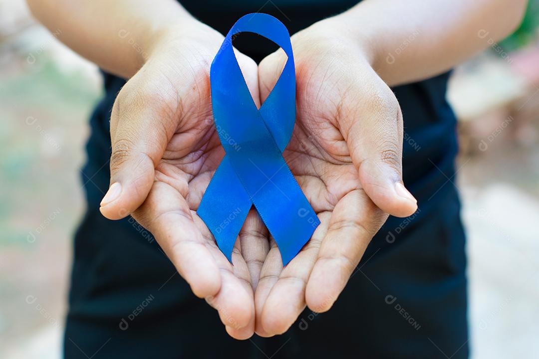 Campanha Novembro Azul Mão Segurando Laço Azul Imagem JPG