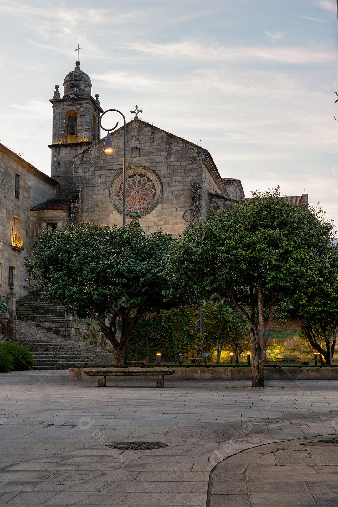 Mosteiro de São Francisco na Praça Terraria Em Pontevedra Imagem JPG