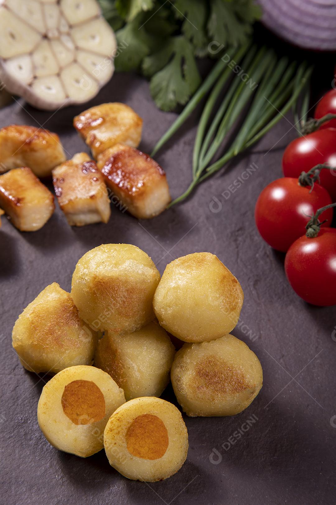 Restaurante Nhoque Calabresa E Frango Imagem JPG