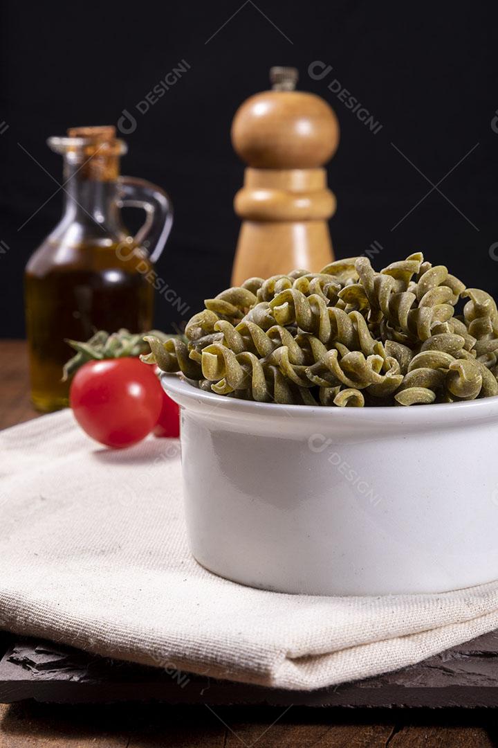 Foto Vegetariano Macarrão Vegan Espinafre Comida Saudável Imagem JPG