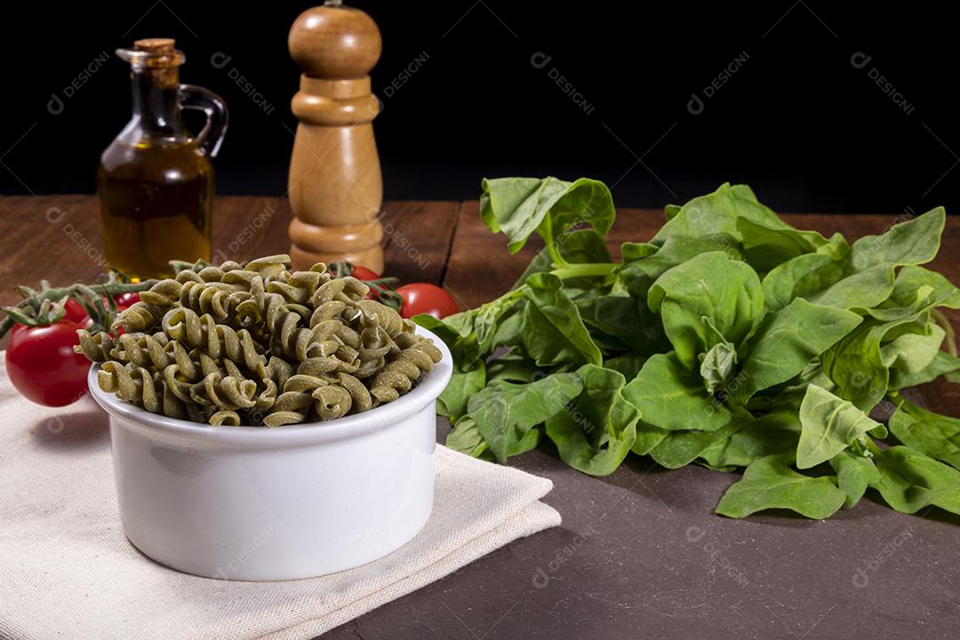 Foto Vegetariano Macarrão Vegan Espinafre Comida Saudável Imagem JPG