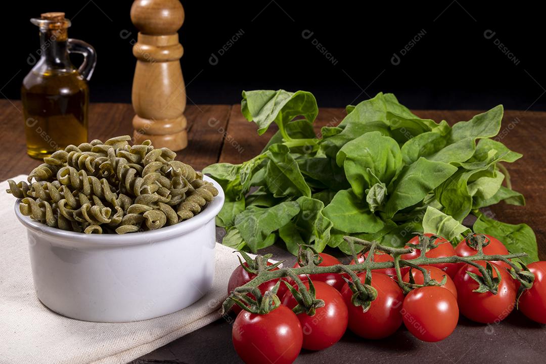 Foto Vegetariano Macarrão Vegan Espinafre Comida Saudável Imagem JPG