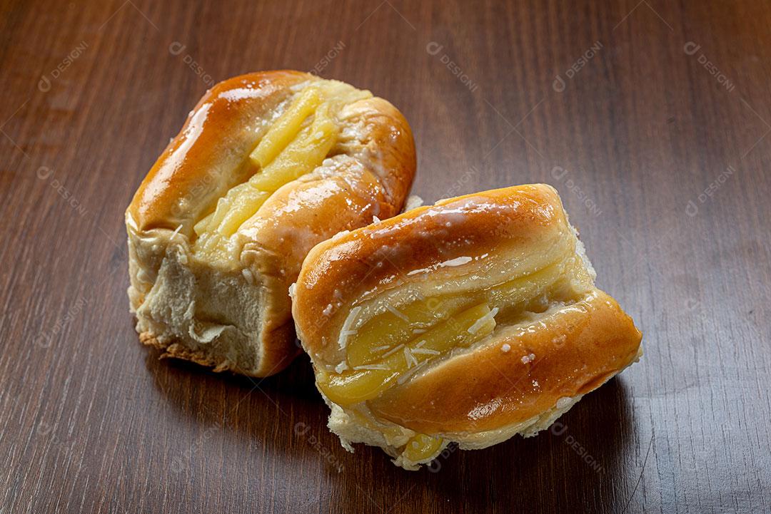 Pãezinhos Doces Com Creme de Baunilha Imagem JPG