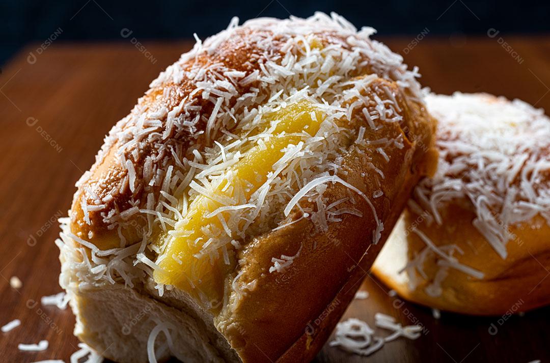 Pãezinhos Doces Com Creme de Baunilha Imagem JPG