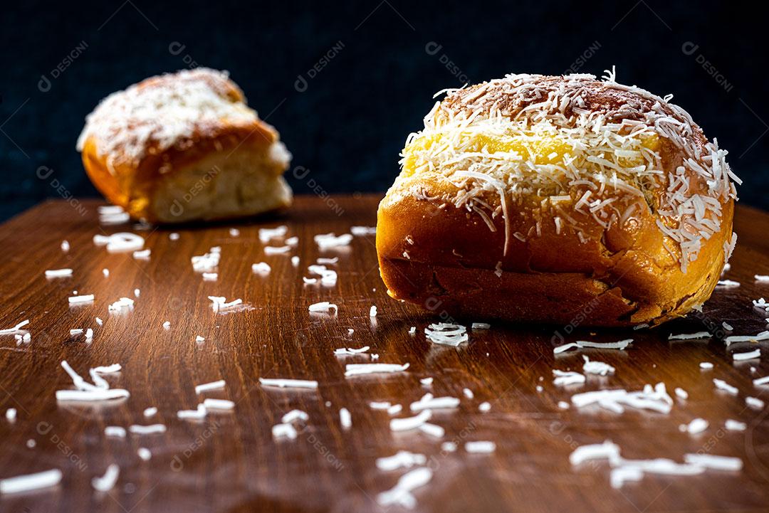 Pãezinhos Doces Com Creme de Baunilha Imagem JPG