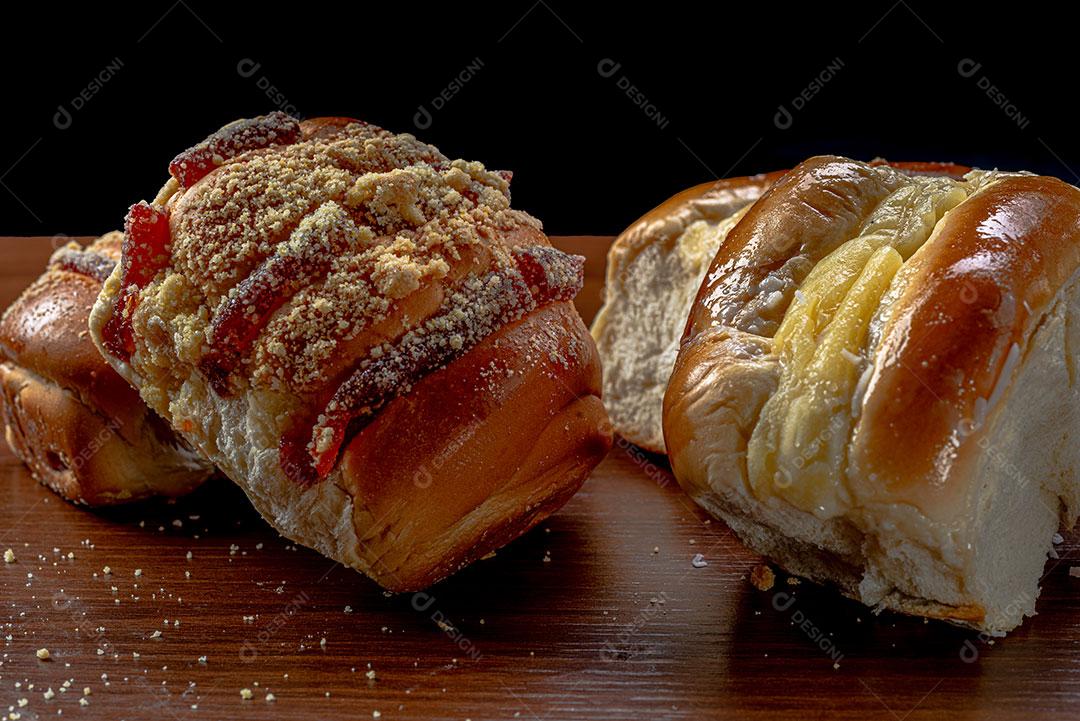 Pãezinhos Doces Com Creme de Baunilha Imagem JPG