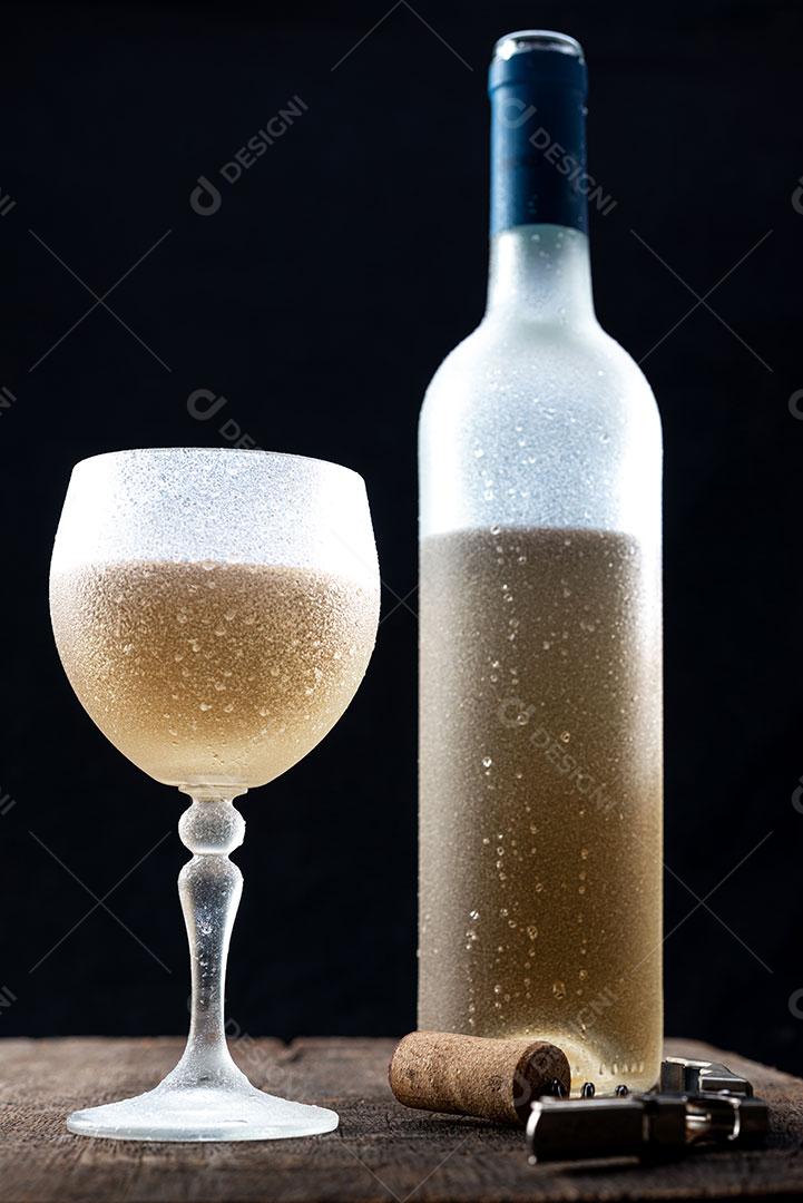 Foto Vinho Branco Doce Servida Gelada Imagem JPG