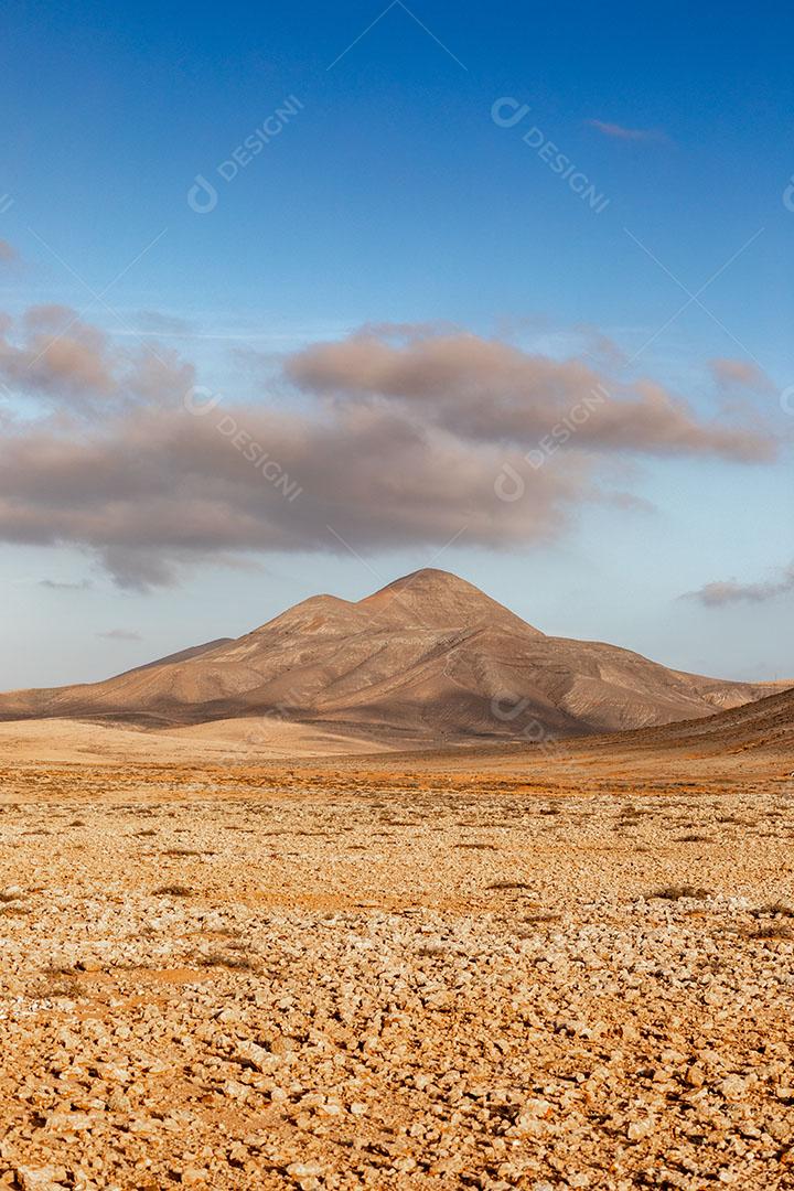 Foto Paisagem Desértica Montanhas Vulcânicas Fuerteventura Ilhas Canárias Imagem JPG