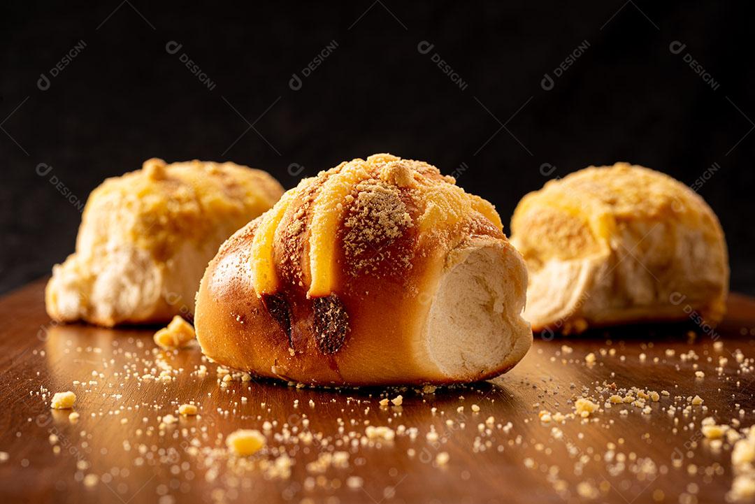 Foto Comida Pão Recheado Doce Encima Mesa Imagem JPG