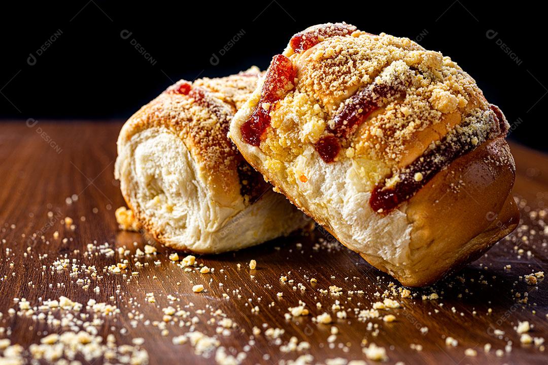 Foto Comida Pão Recheado Doce Encima Mesa Imagem JPG