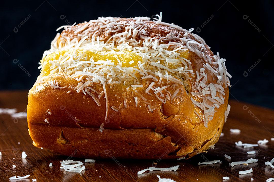 Foto Comida Pão Recheado Doce Encima Mesa Imagem JPG