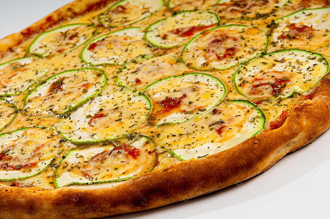 Foto Comida Pizza Abobrinha Fundo Branco Imagem JPG