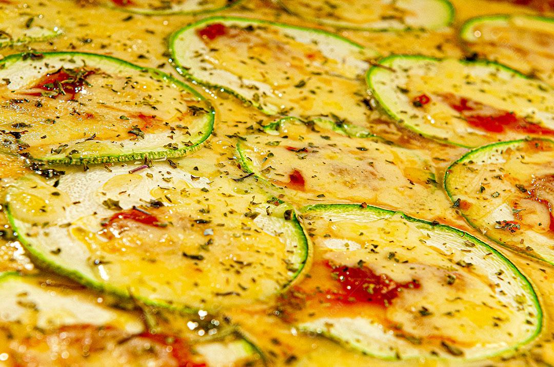 Foto Comida Pizza Abobrinha Fundo Branco Imagem JPG