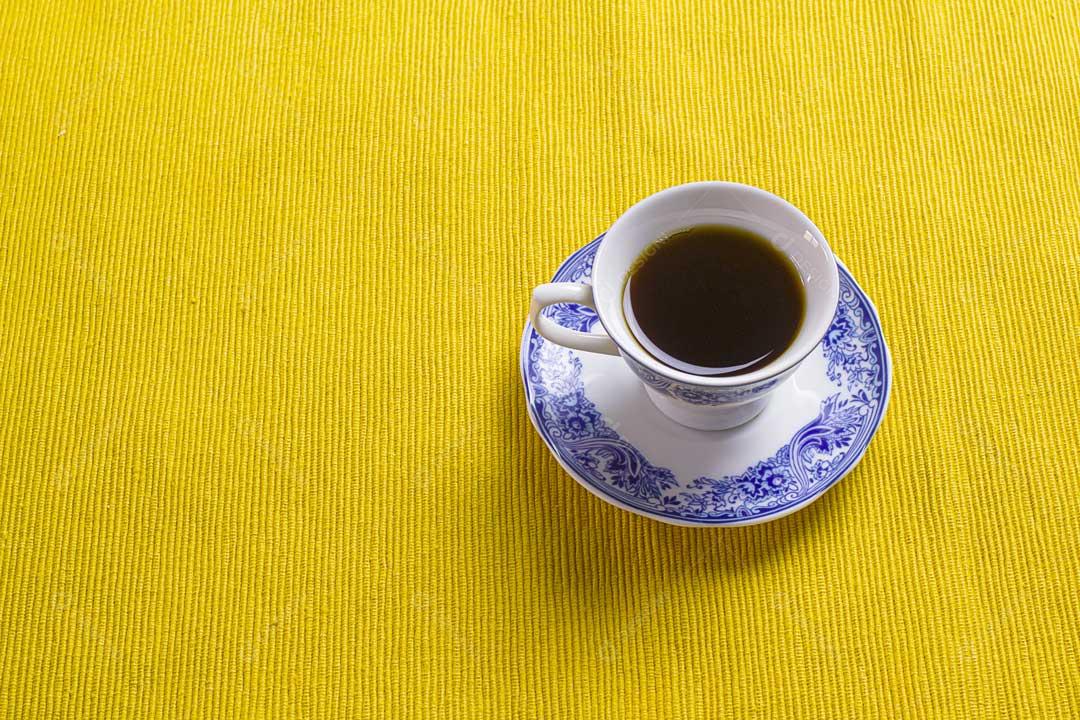 Xícara Pires Café Fundo Amarelo Imagem JPG