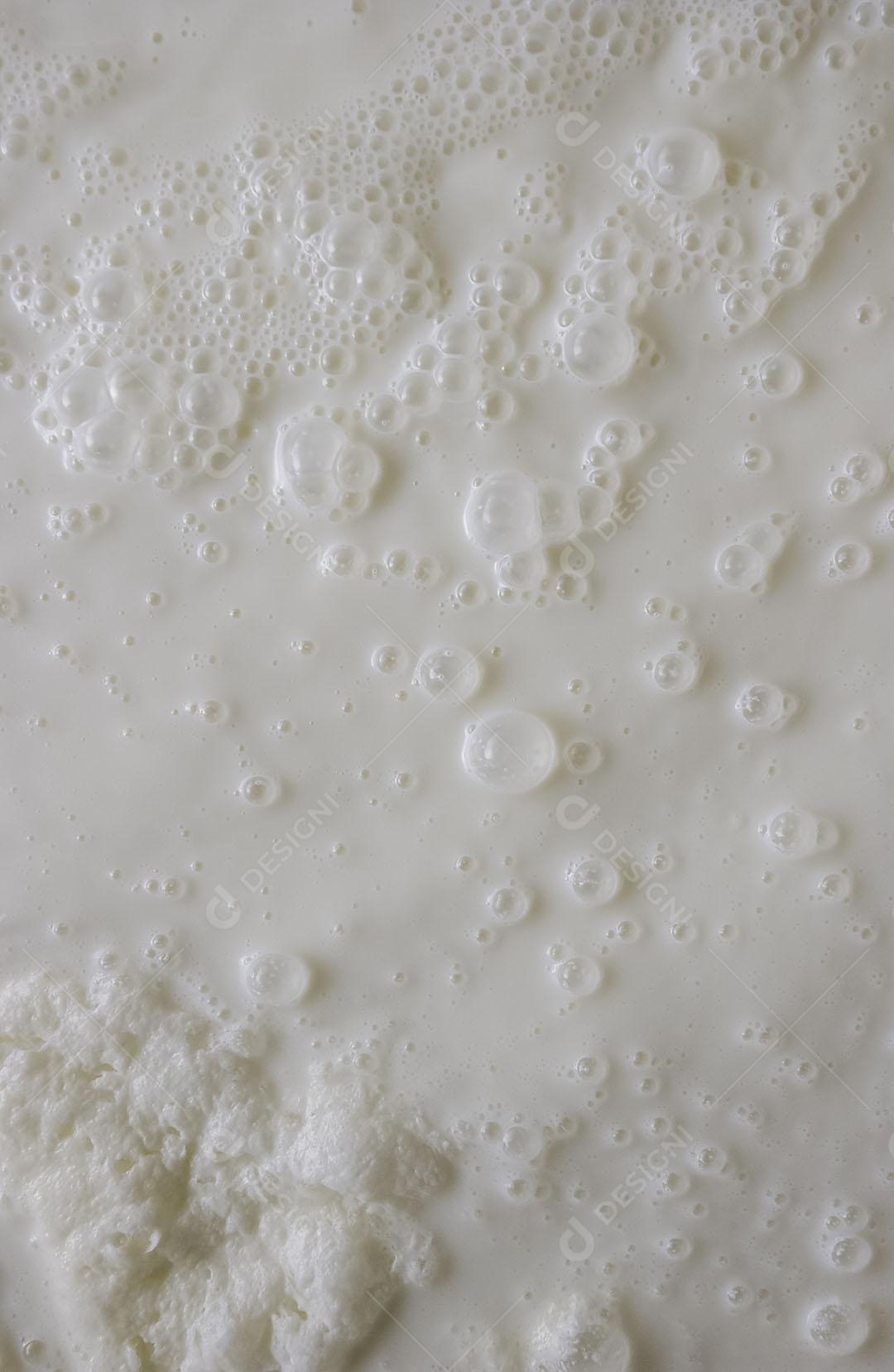 Leite Fresco Bolhas Formando 5 Imagem JPG