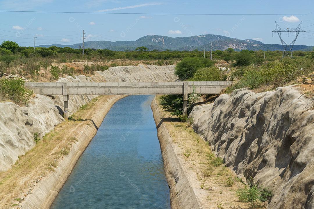 Canal De Transposição De Água Do Rio São Francisco Na Sertânia 2 Imagem JPG