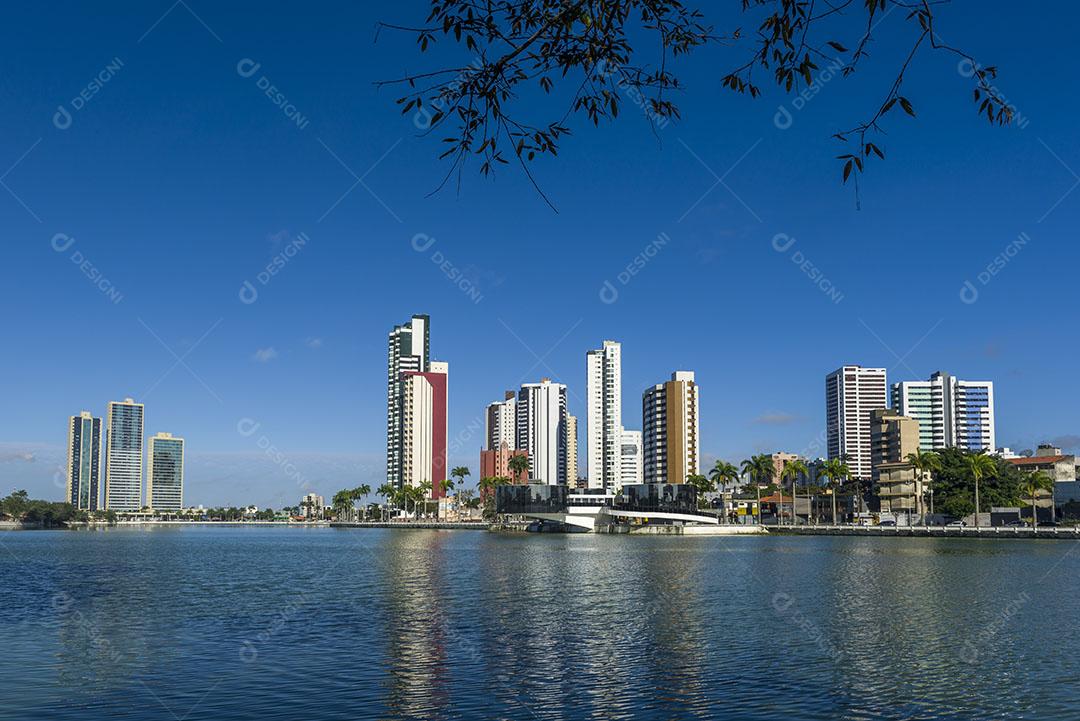 Barragem E Edíficios Antigos Em Campina Grande Imagem JPG