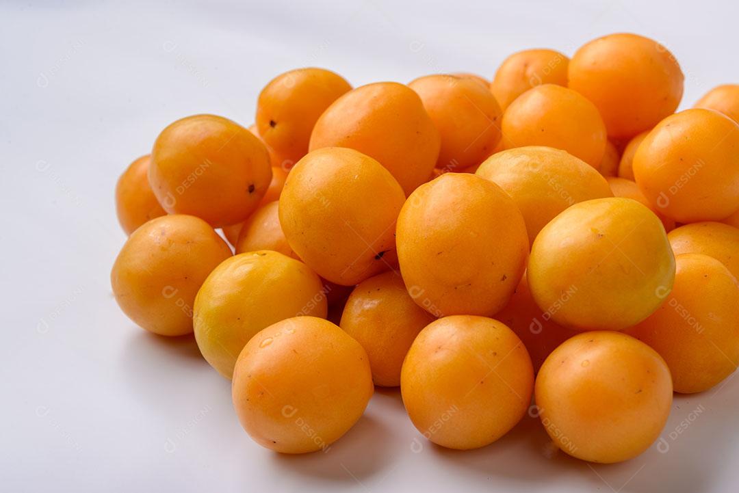 Caja Frutas Brasileiras Em Fundo Branco 3 Imagem JPG