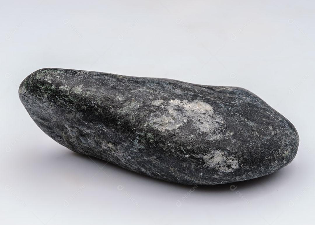 Pedra De Massagem Preta Relaxante Isolada Em Fundo Neutro 1 Imagem JPG