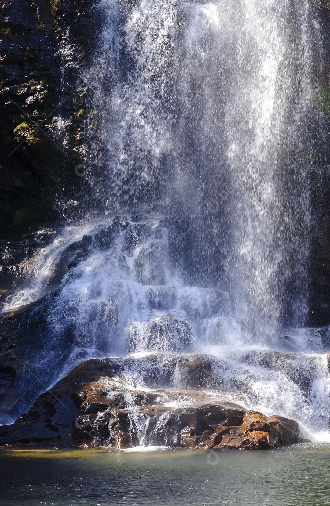 Cachoeira Da Serra Morena No Parque Nacional Da Serra Do Cipó 1 Imagem JPG