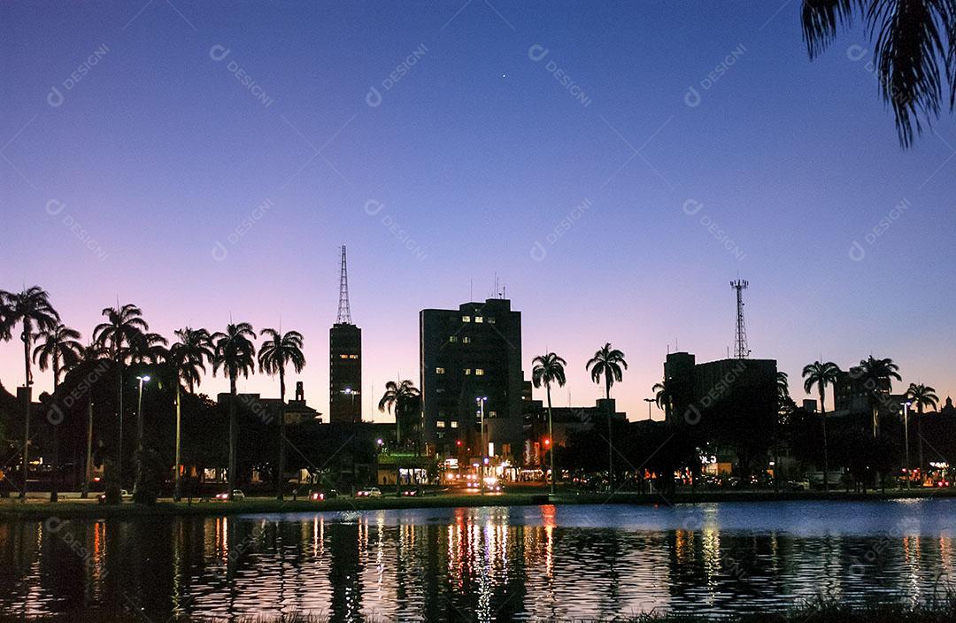 Vista Noturna Do Parque Solon De Lucena Imagem JPG