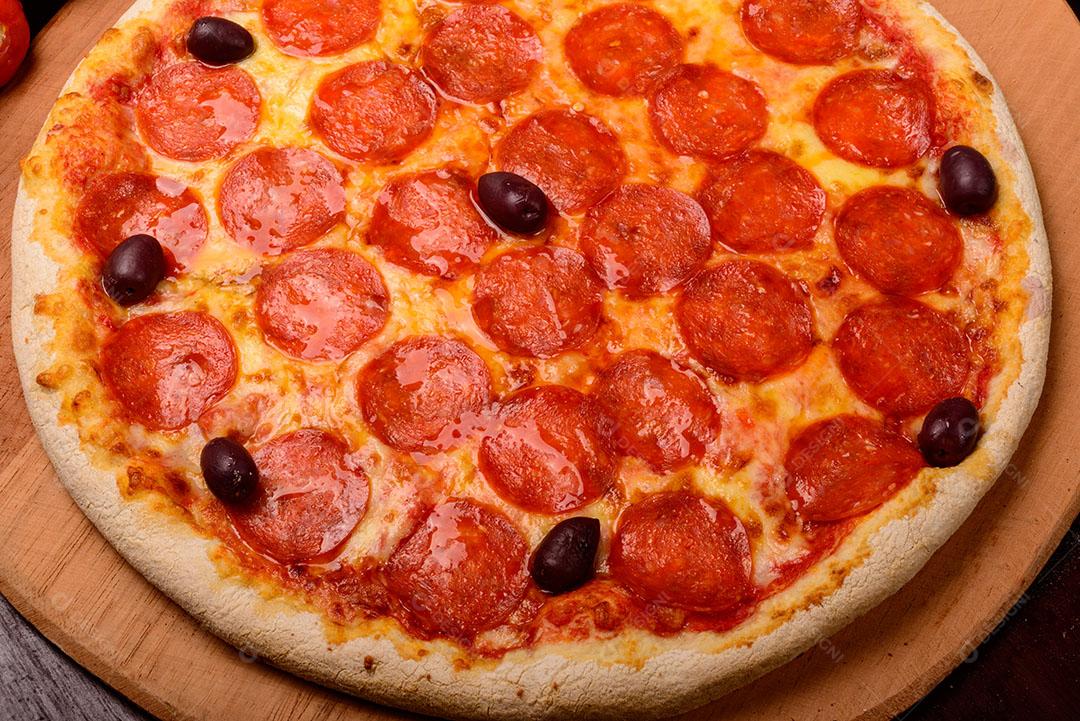 Pizza De Calabresa Imagem JPG