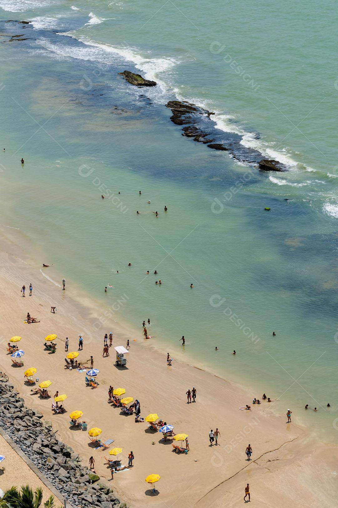 Praia Banhistas E Guarda Sóis Coloridos Boa Viagem 2 Imagem JPG