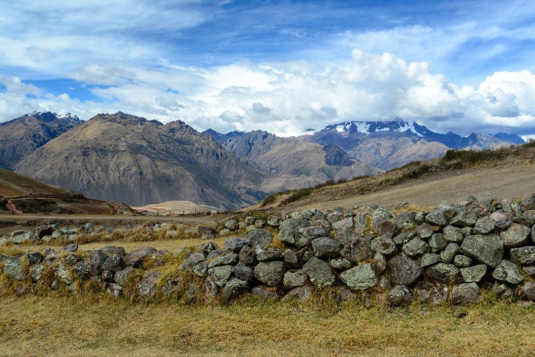 Pesquisa Arqueológico De Moray Povos Inca 2 Imagem JPG