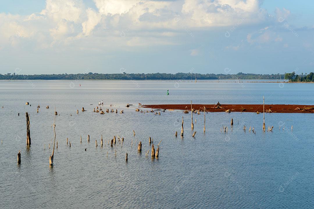 Lago Da Barragem De Itaipu Na Estação Seca 4 Imagem JPG