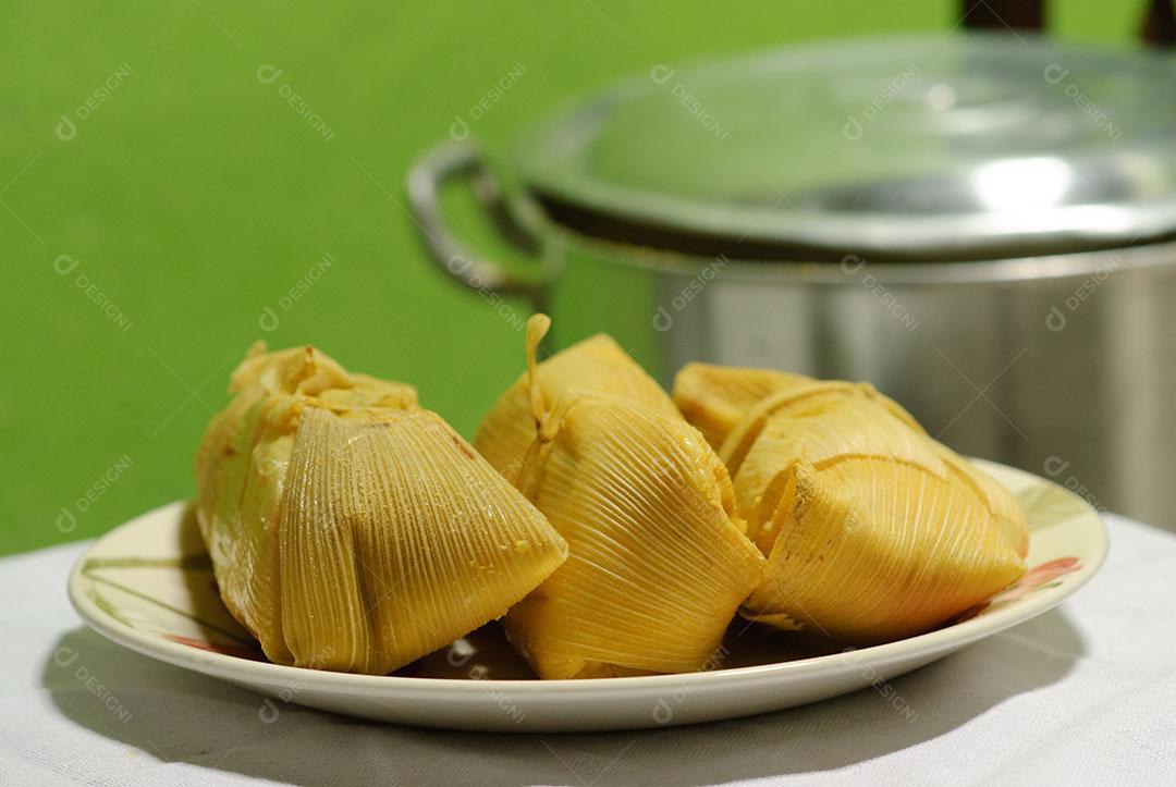 Foto Comida Pudim de Milho Cozinha Nordestina Brasileira Imagem JPG