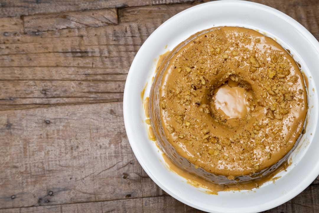 Foto Doce De Leite Bolo No Prato Imagem JPG