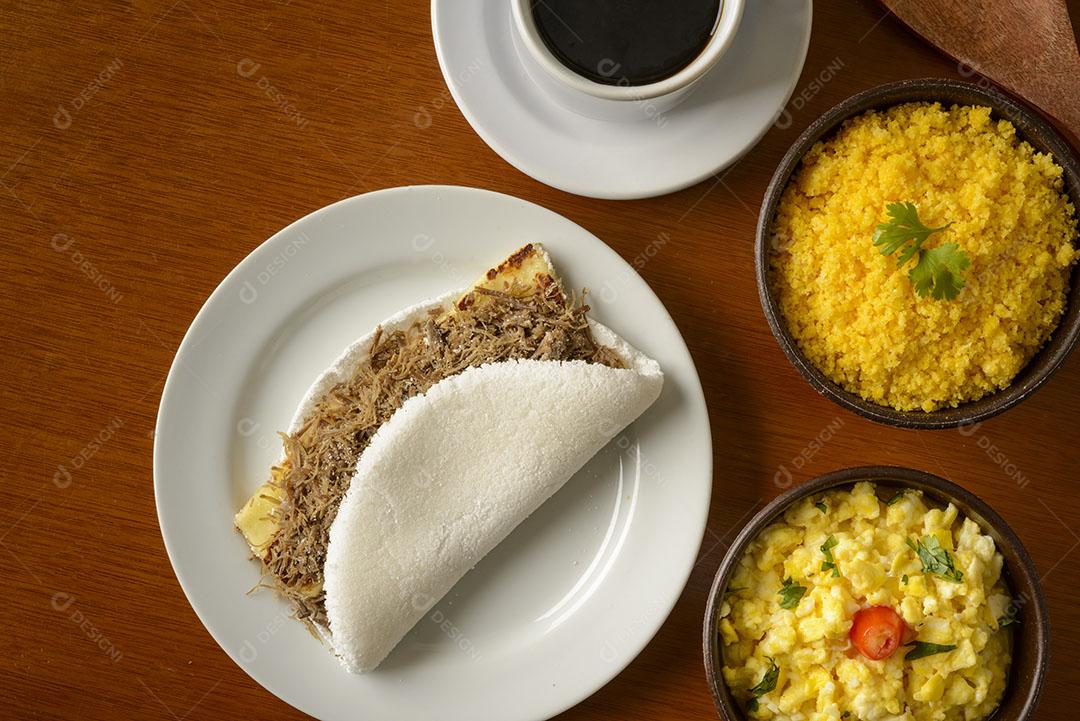 Foto Carnes de Sol Tapioca Requeijão Cuscuz Café Manhã Típico Nordeste Brasileiro