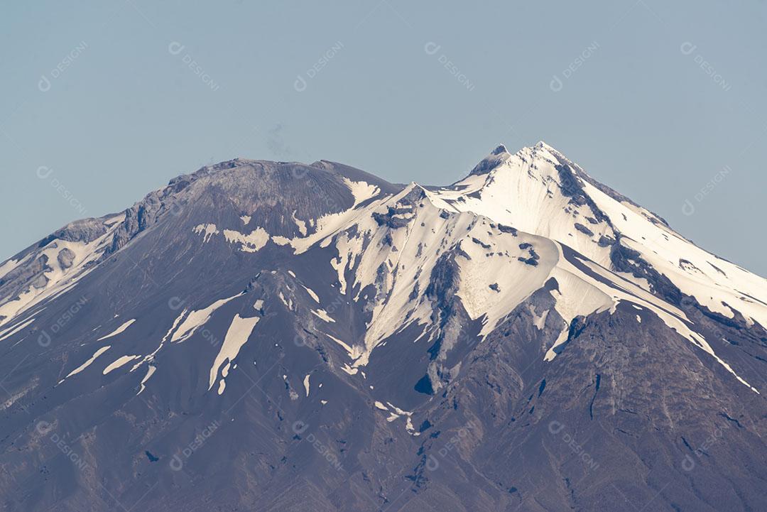 Montanhas Neve Penhasco Vulcão Céu Limpo Imagem JPG