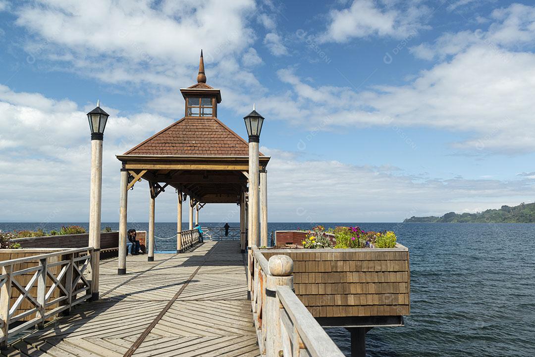 Coreto no Lago Llanquihue Vulcão Osorno Frutillar Llanquihue Los Lagos Imagem JPG