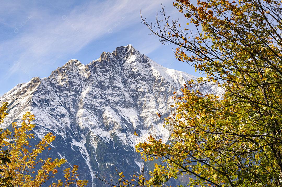 Alpes Austríacos Innsbruck Tirol Áustria Montanhas Imagem JPG