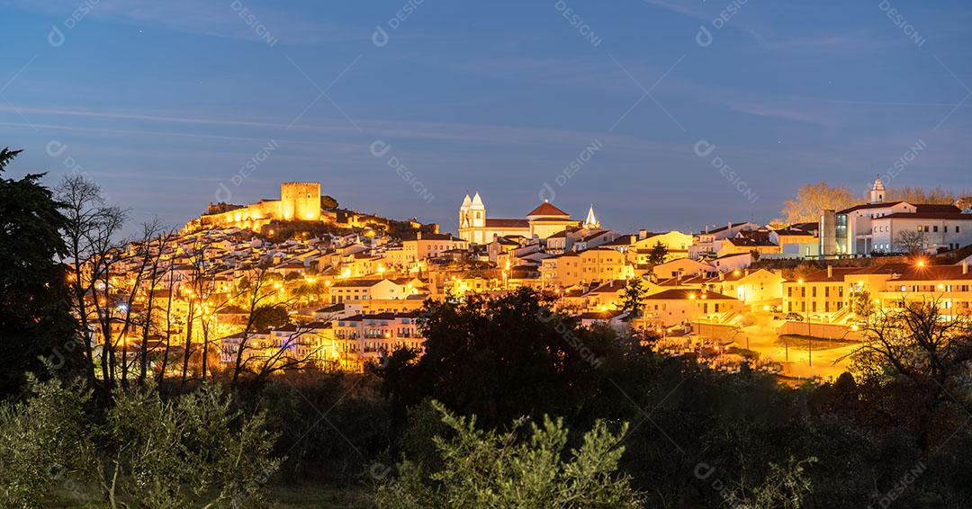 Vista Panorâmica da Cidade Medieval de Castelo de Vide no Alentejo Portugal Imagem JPG