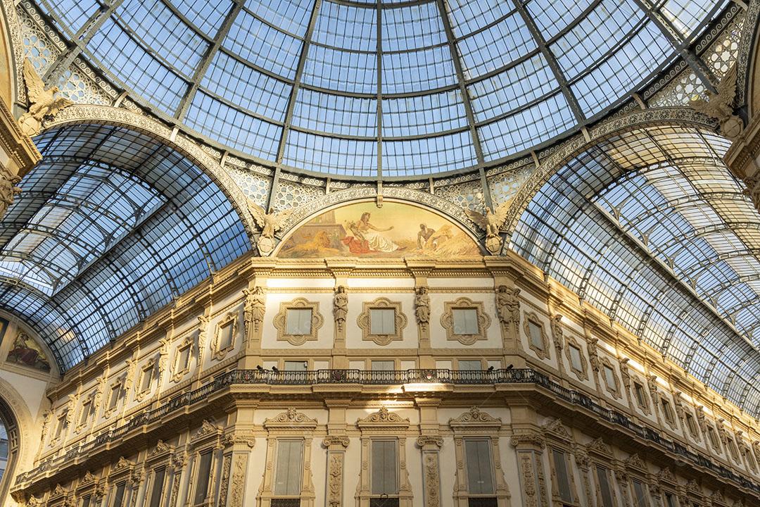 Galerias Vittorio Emanuele Ii Em Milão Itália Imagem JPG