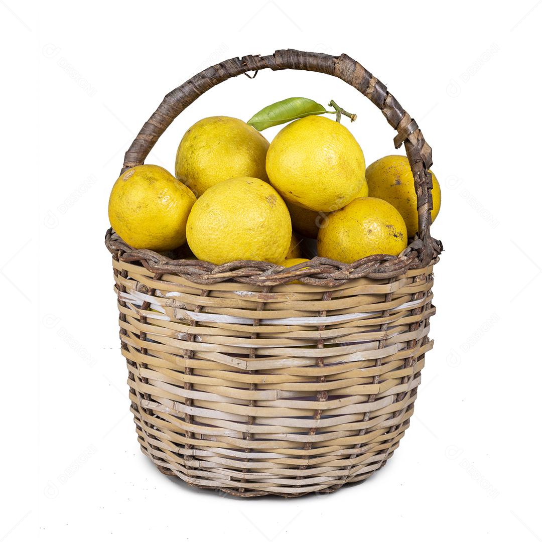 Foto Cesta de Frutas Artesanal Cheia de Tangerina Pokan Isolada Em Branco