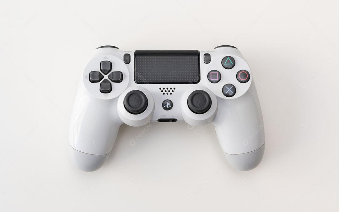 Controlador de Playstation 4 Branco Em Fundo Branco Imagem JPG