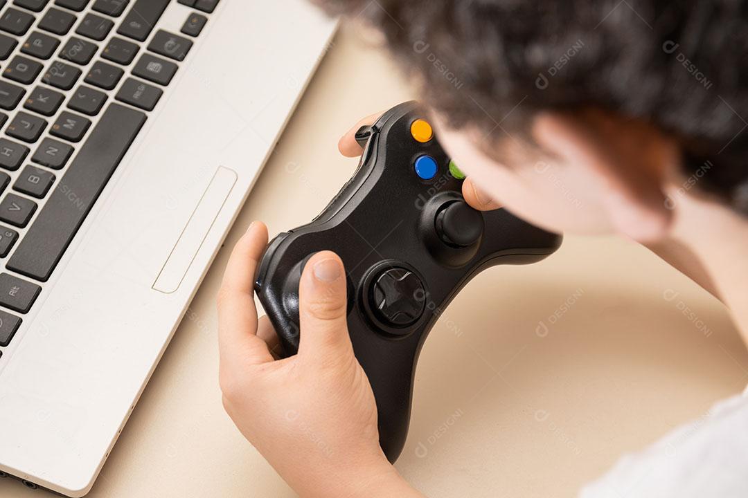 Controlador de Xbox Preto Em Fundo Branco Imagem JPG